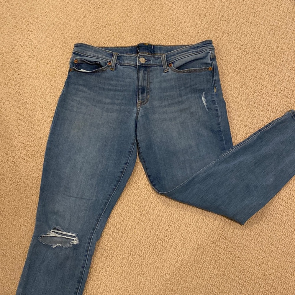Distressed Jeans